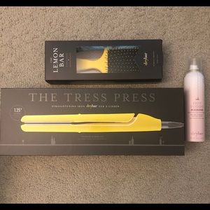 NWT drybar tress press, lemon bar brush, hot toddy